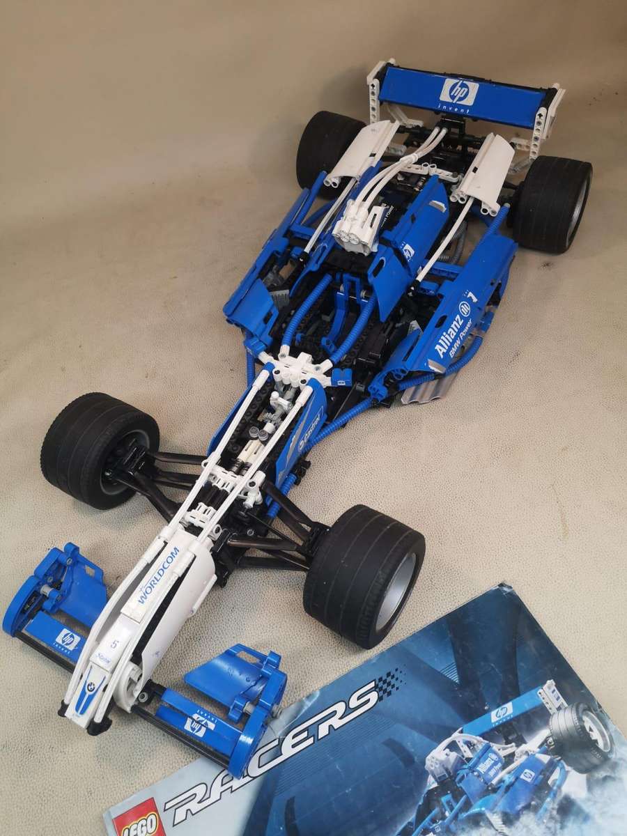 Massive 700mm Complete Lego Williams BMW F1 Team Racer 8461 with Instructions