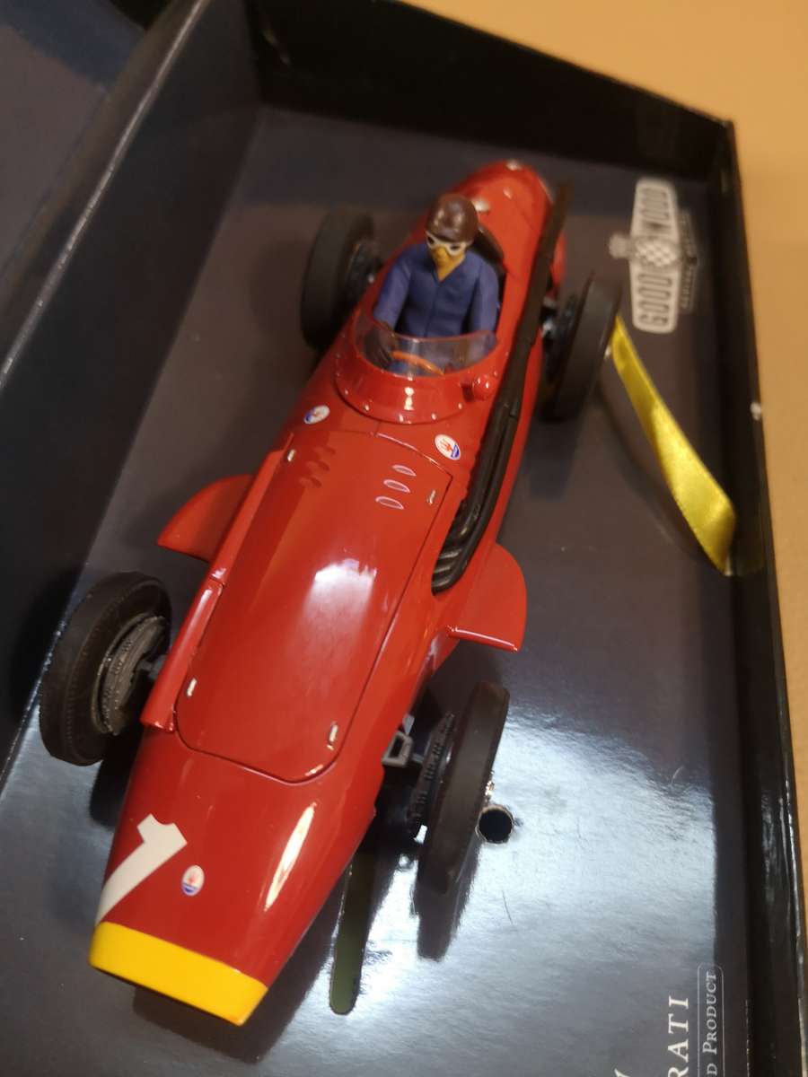 Scalextric Limited Edition 1/32 Juan Manuel Fangio Sport Classic Grand Prix Goodwood Revival Meeting