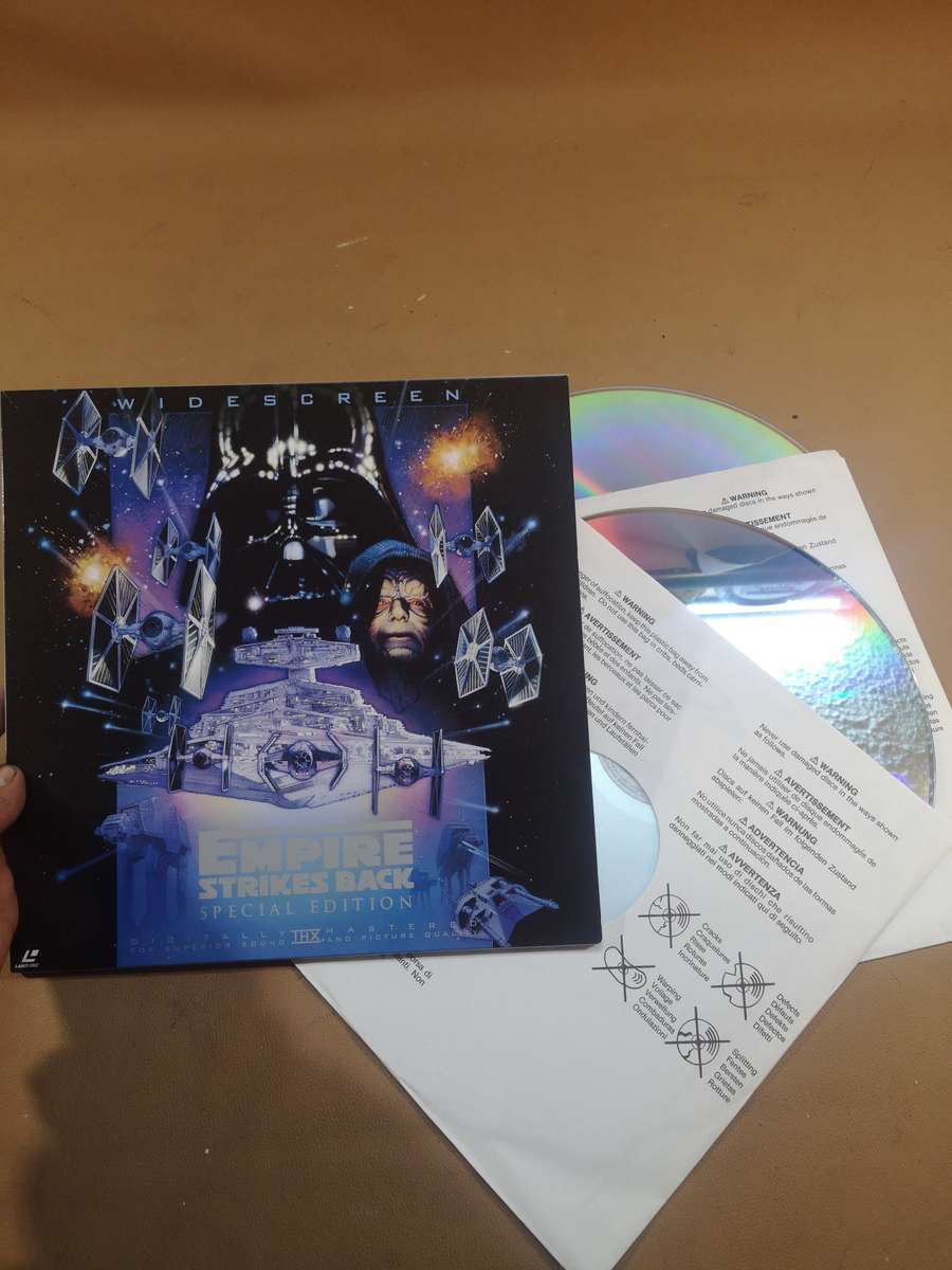 Star Wars The Empire Strikes Back Rare Special Edition laserDisc