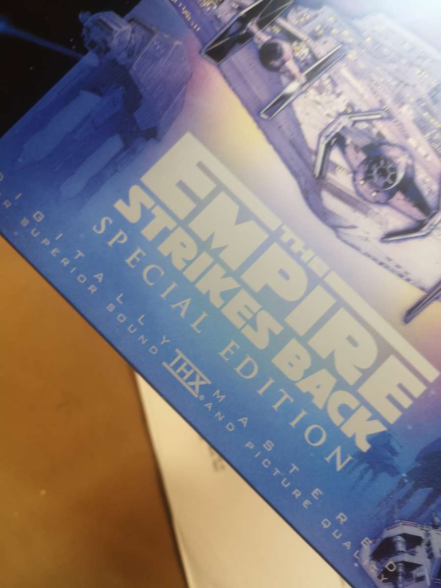 Star Wars The Empire Strikes Back Rare Special Edition laserDisc