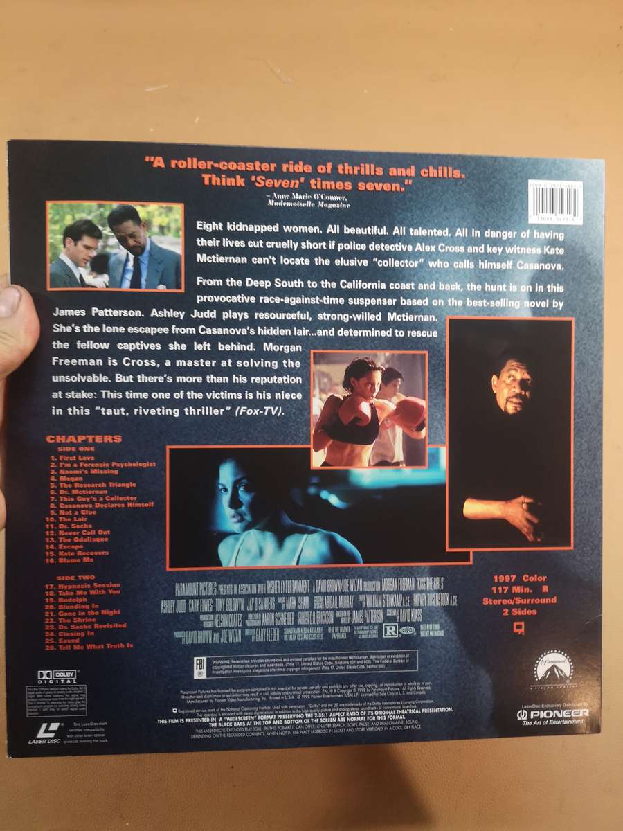 KISS THE GIRLS-Morgan Freeman hunts Casanova killer who kidnapped his niece laserDisc