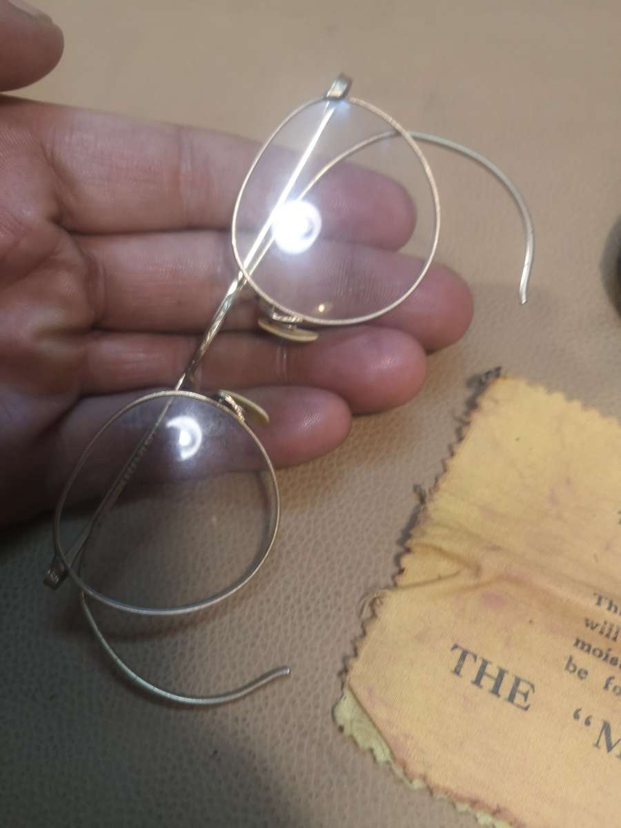 Vintage Ful Fue 1/10 12K Gold Eyeglasses (Real Gold)