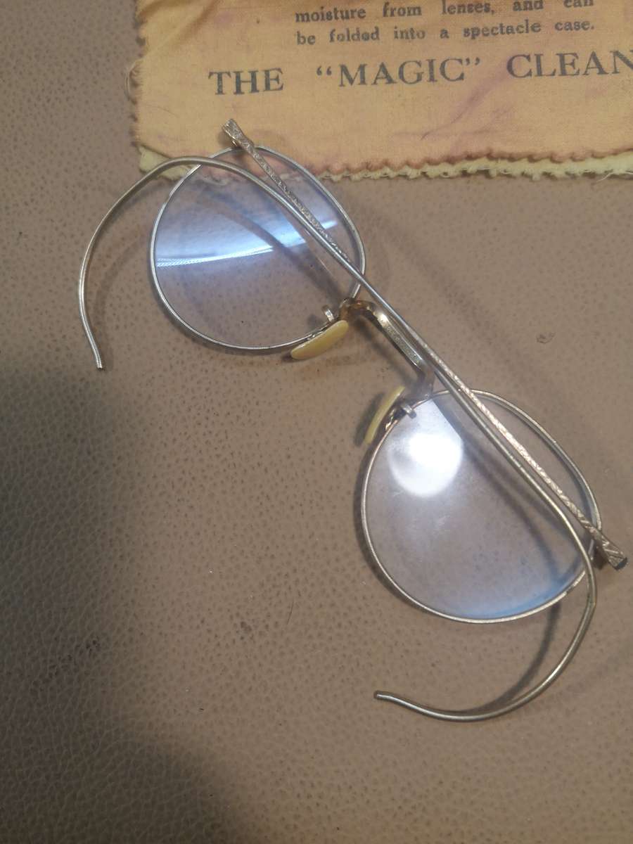 Vintage Ful Fue 1/10 12K Gold Eyeglasses (Real Gold)