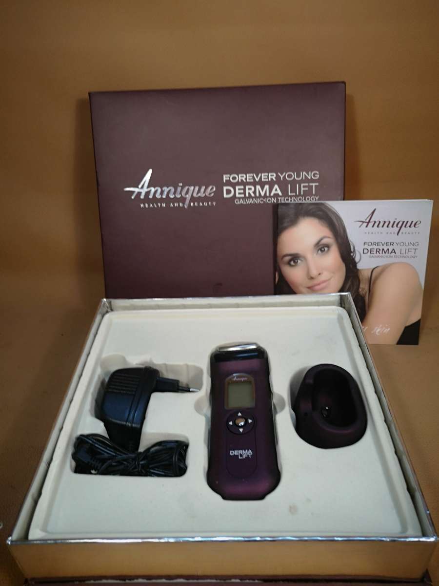 Annique Derma Lift (Galvanic-ion Technology) Brand New Never Used