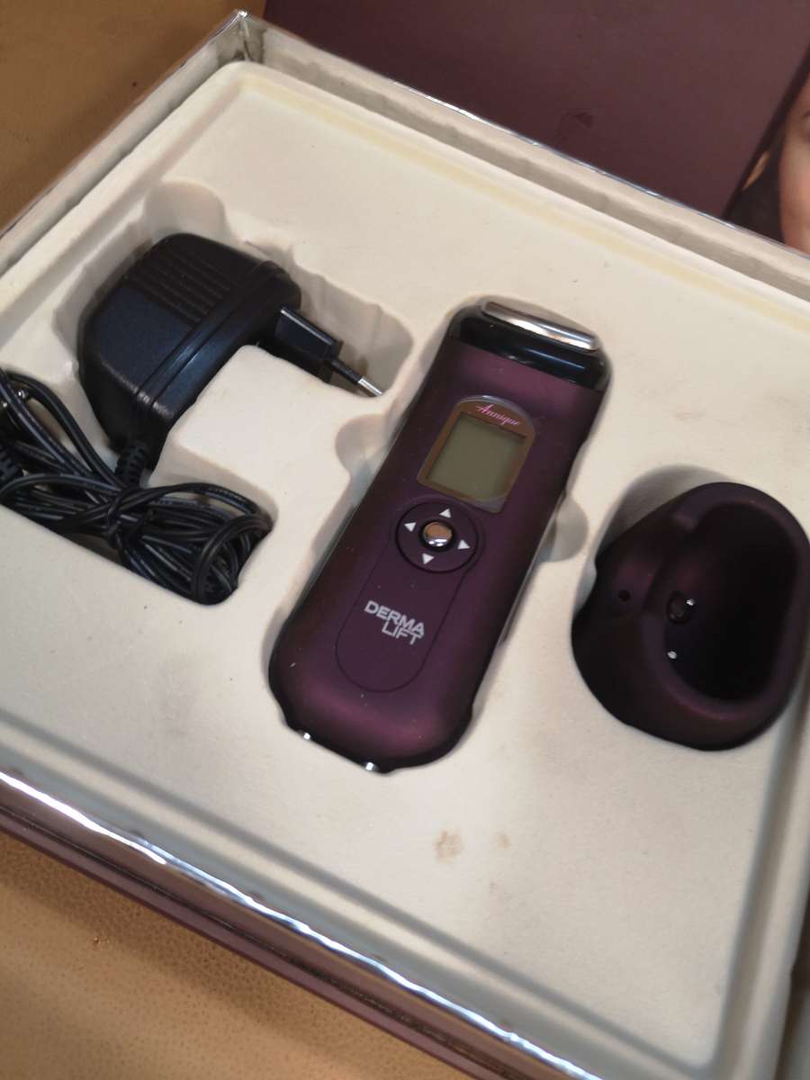 Annique Derma Lift (Galvanic-ion Technology) Brand New Never Used