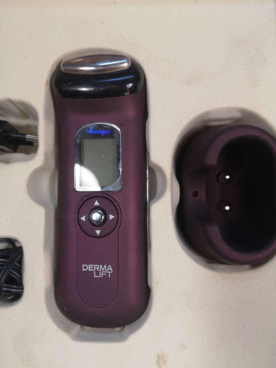 Annique Derma Lift (Galvanic-ion Technology) Brand New Never Used