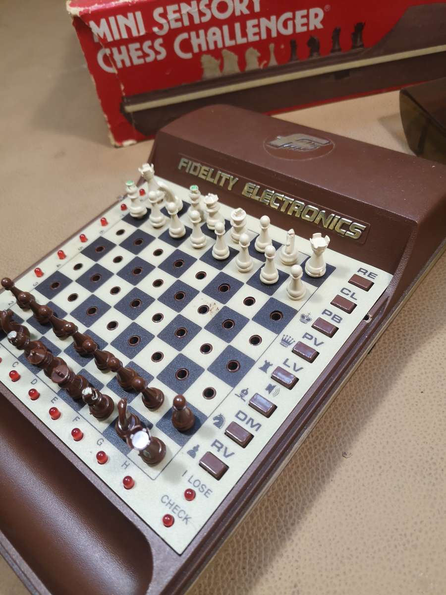 Rare Vintage Mini Sensory Chess Challenger by Fidelity Electronics, Ltd.,  1981 (Chess Computer)