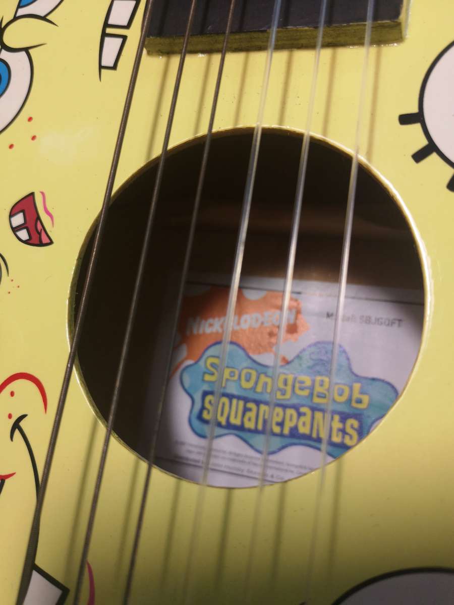 Original Nickelodeon SpongeBob SquarePants Acoustic Junior Guitar with Bag