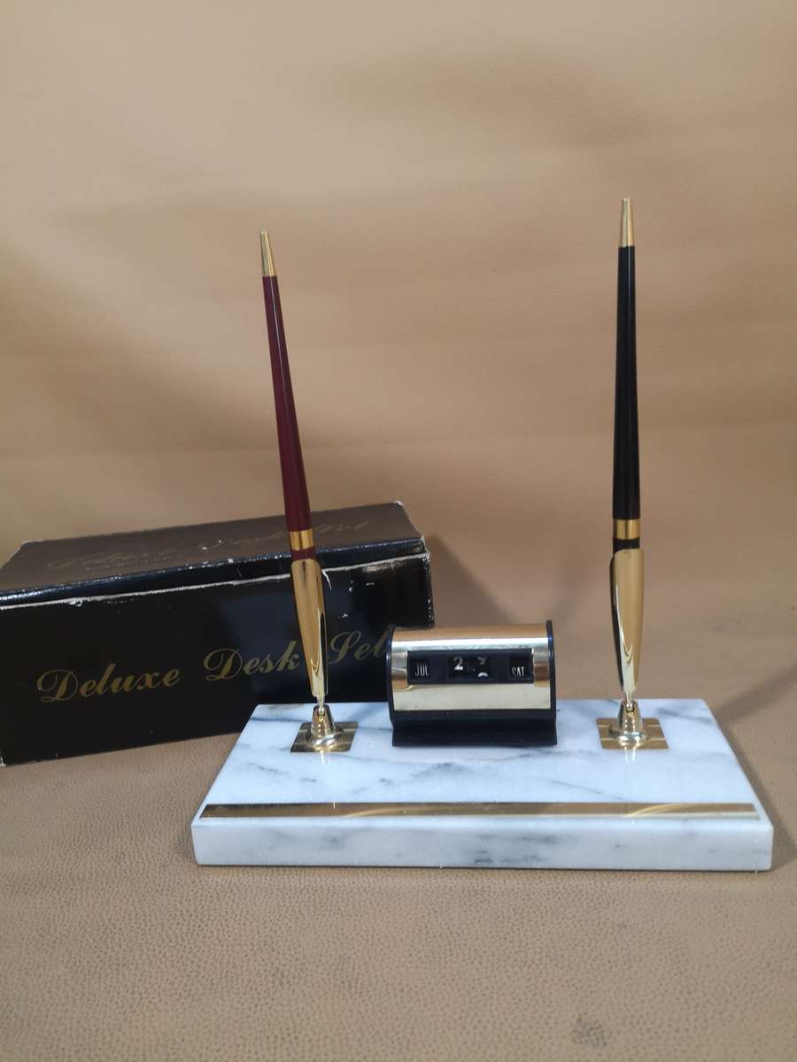 Vintage Marble Base Perpetual Calendar - Pen Desk Set