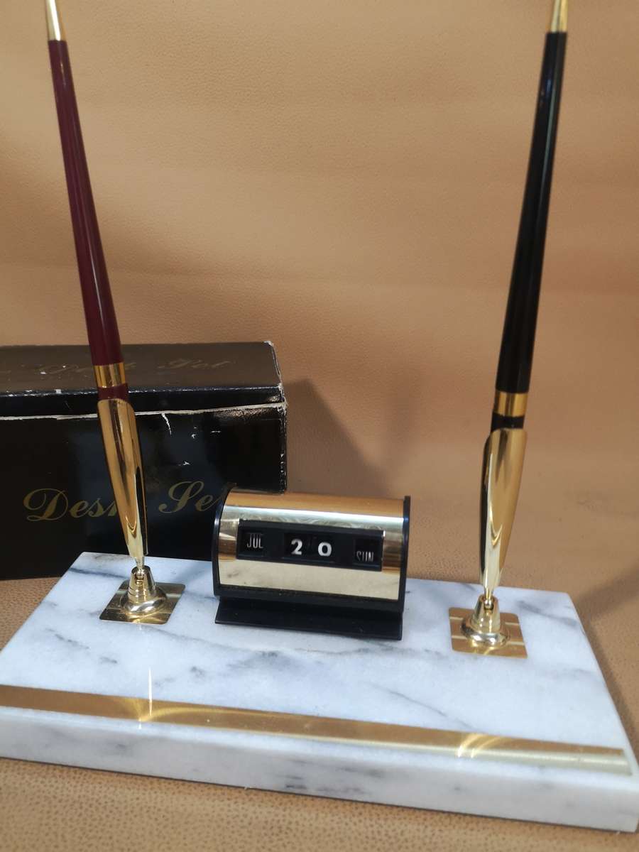 Vintage Marble Base Perpetual Calendar - Pen Desk Set