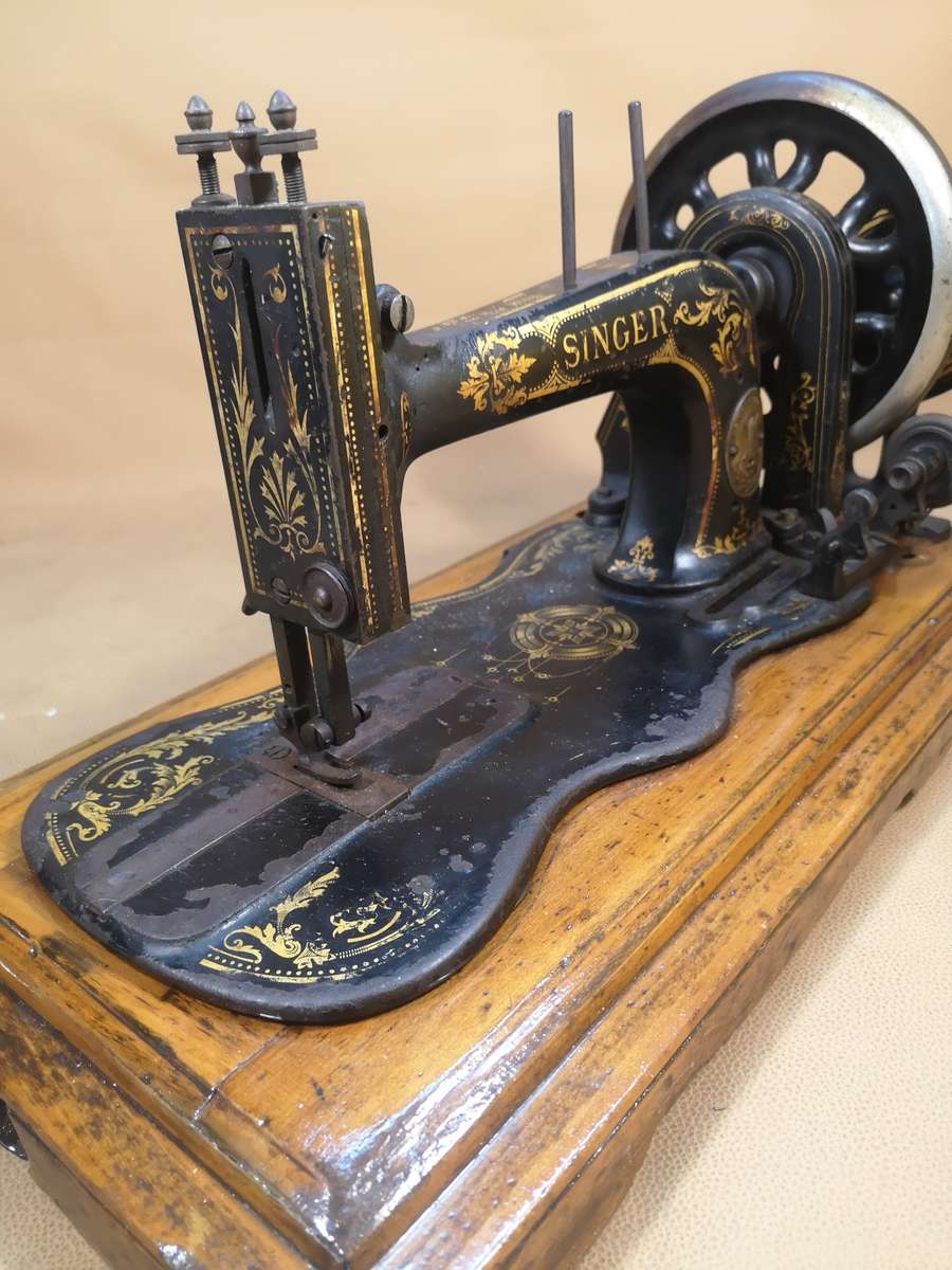 159 Year Old Antique 1865 Singer MFC.Co.N.Y 12K Sewing Machine - Made In UK