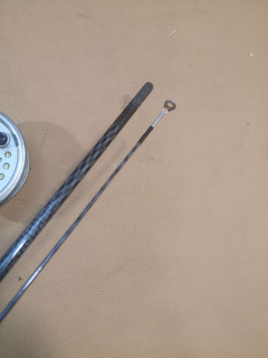 SUMO 2,55M CPW CARBON-SYSTEM FLY FISHING ROD REEL AND FLY BOX COMBO