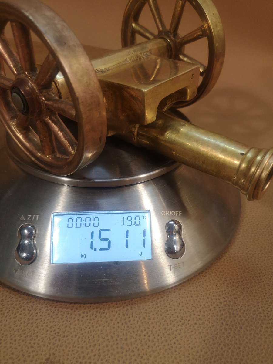 VERY HEAVY SOLID BRASS SIGNAL CANNON