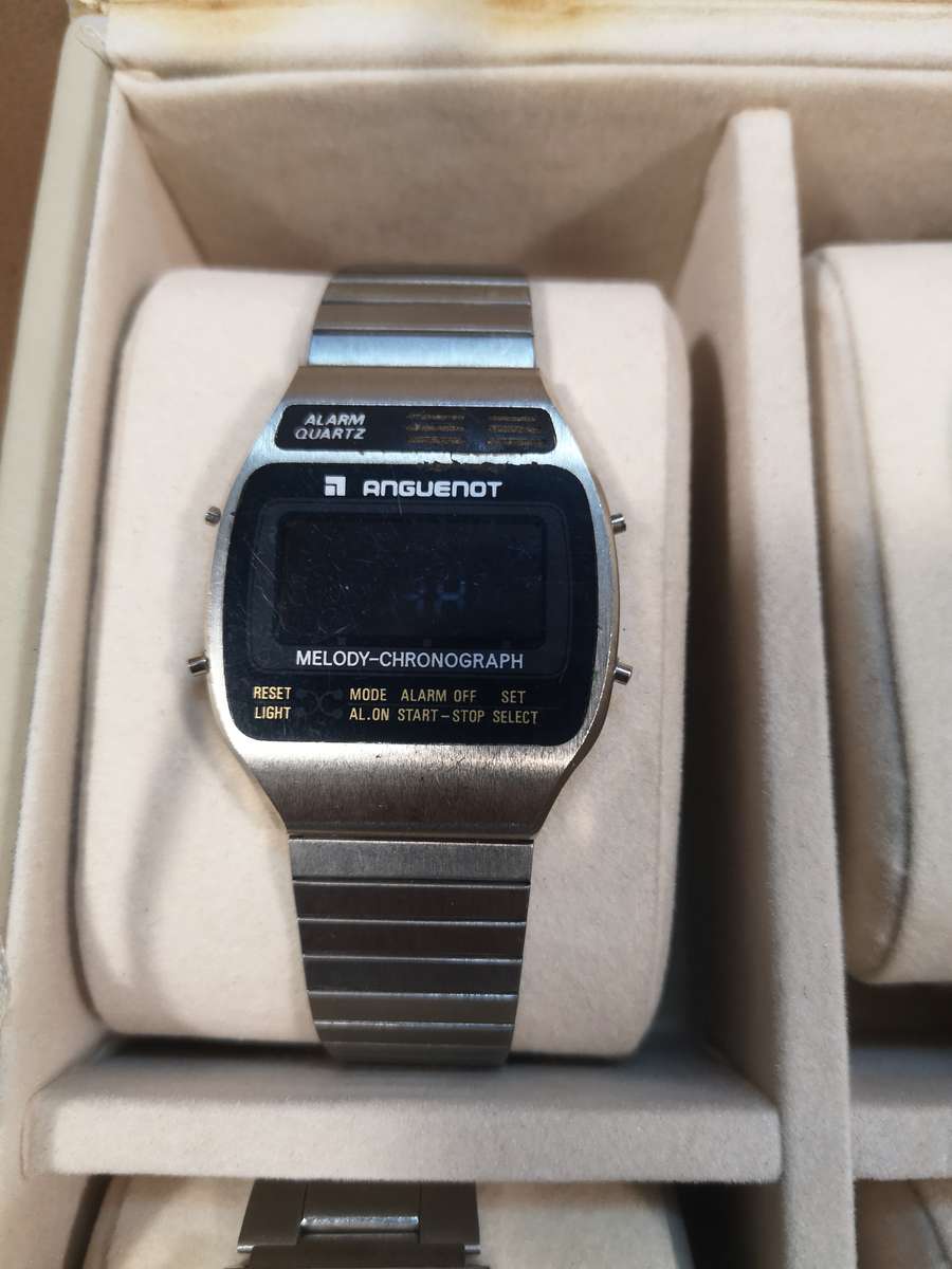 Stunning Gigantic Vintage 1980's Melody Watch Collection in a Display Case