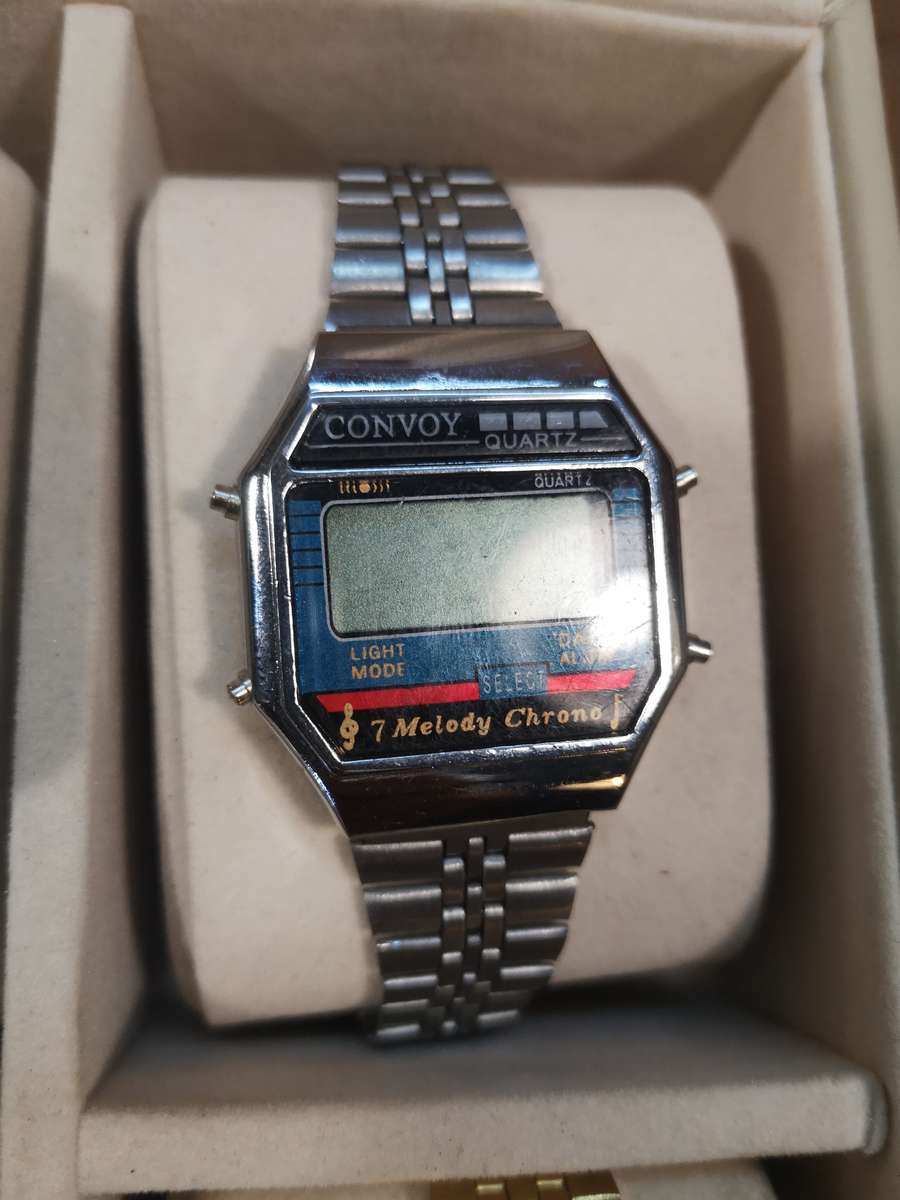 Stunning Gigantic Vintage 1980's Melody Watch Collection in a Display Case