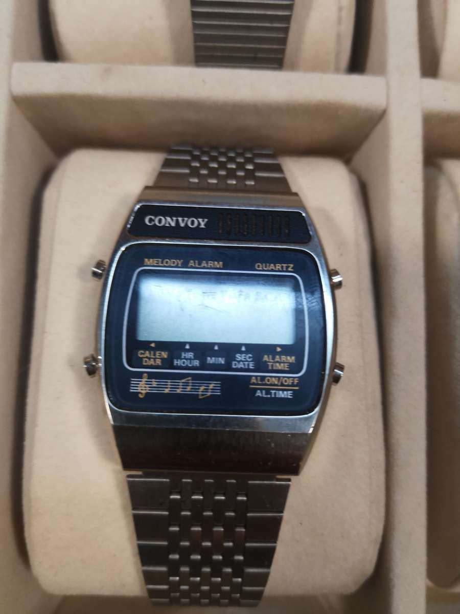 Stunning Gigantic Vintage 1980's Melody Watch Collection in a Display Case