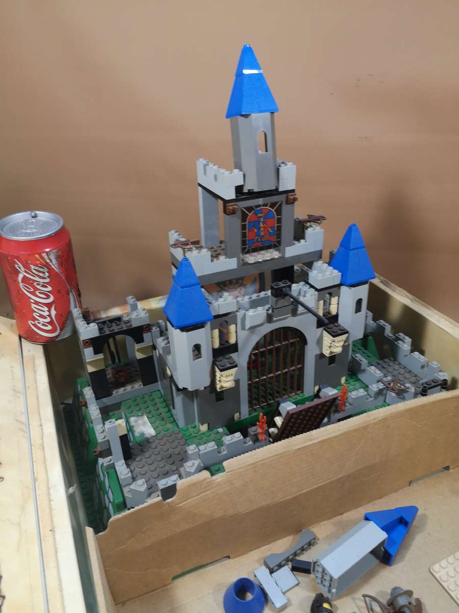 Lego 6098 King Leo's Castle :: KNIGHTS KINGDOM PLUS INTRUCTIONS AND BOX