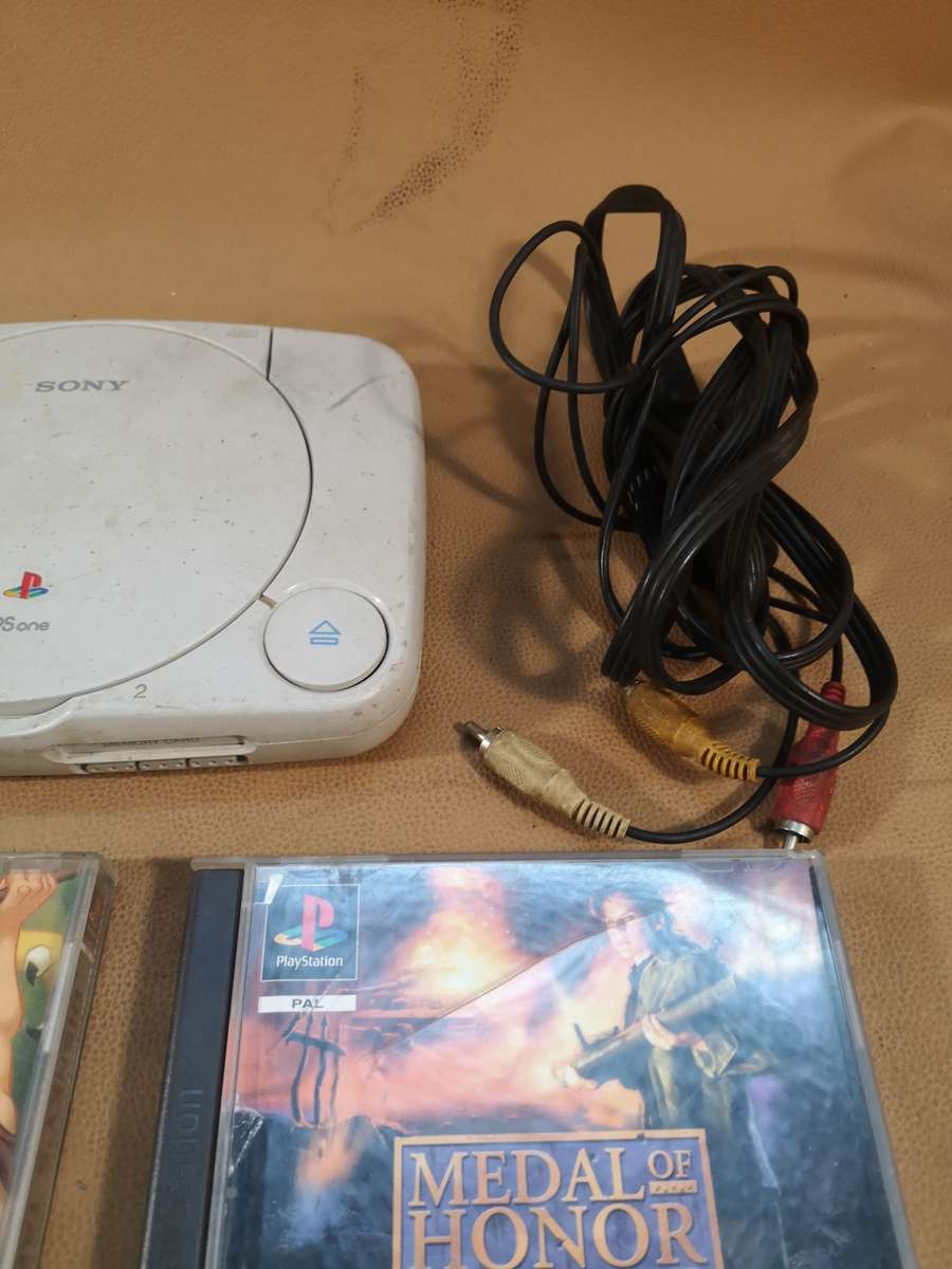 Vintage Sony PlayStation PS One Bundle - Complete