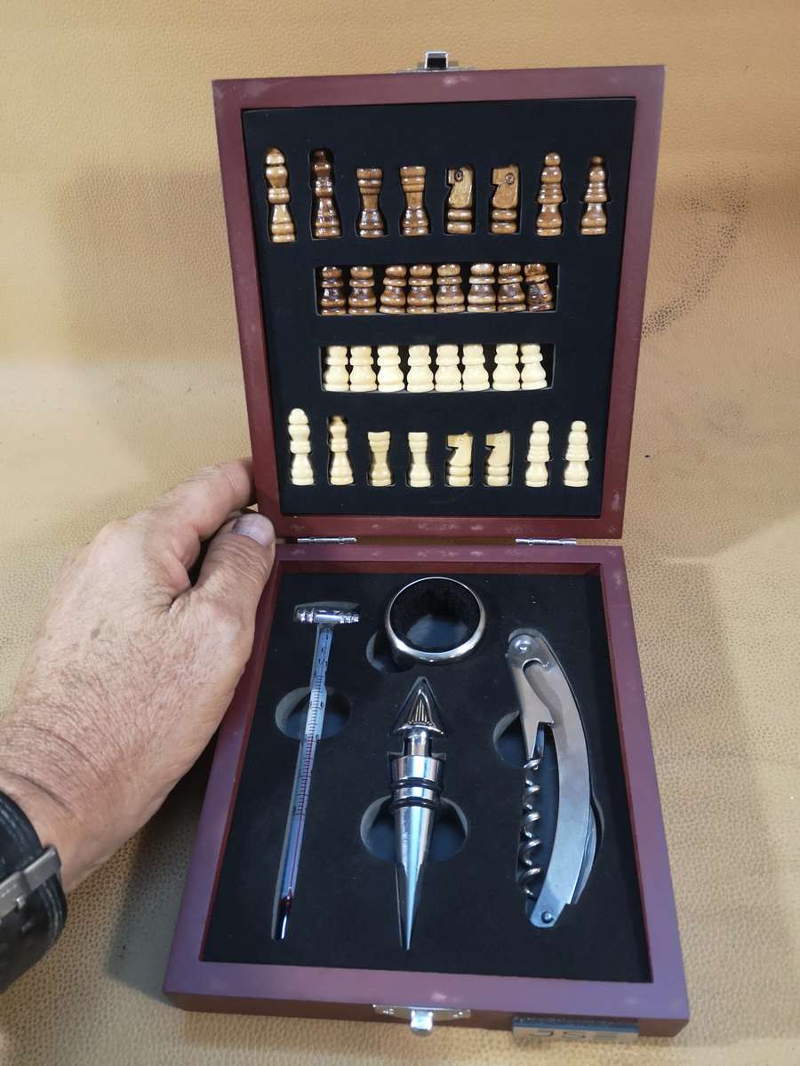 Walnut Wooden Chess Bar Set