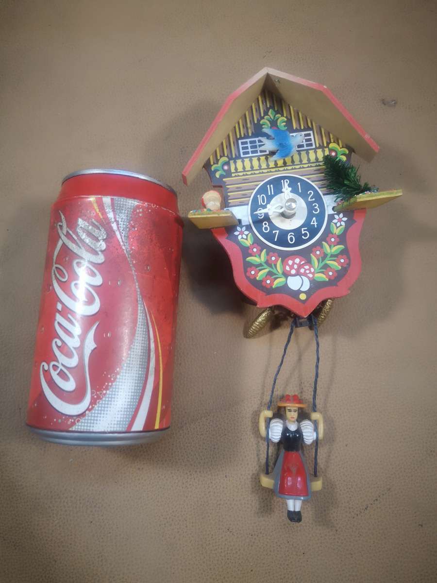 Vintage Engstler Quarts Cuckoo Clock - The Swinging Lady