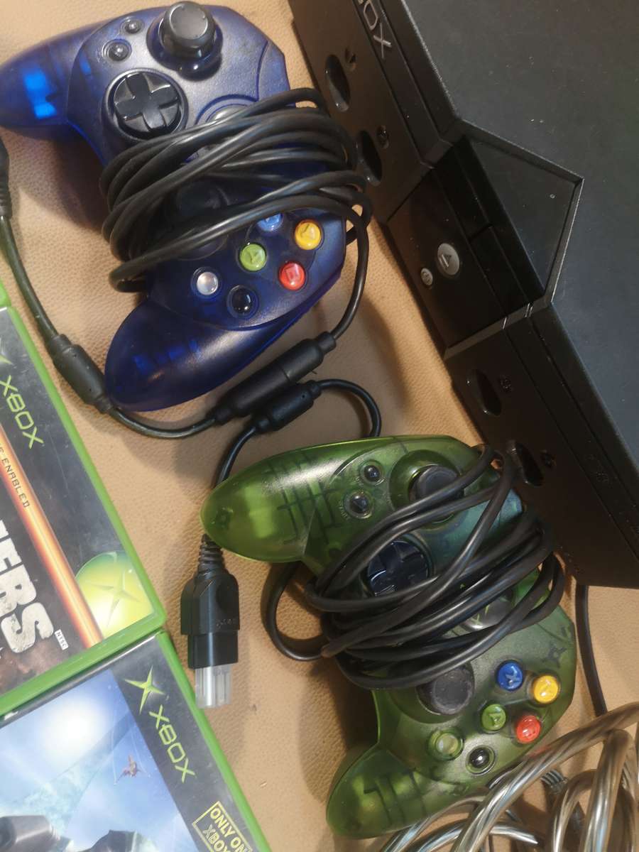 COMPLETE VINTAGE ORIGINAL XBOX BUNDLE WITH GAMES - NTSC