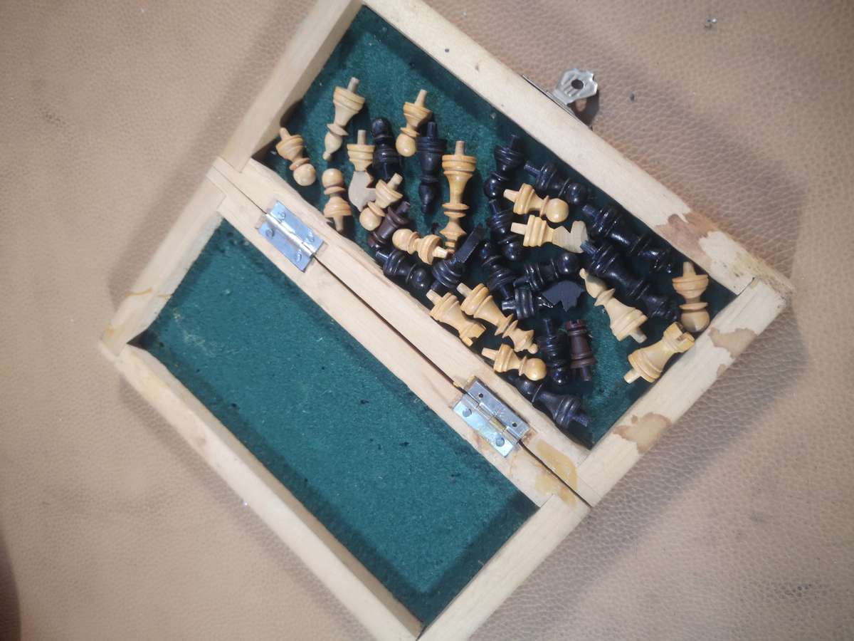 1970's Vintage Wooden German Travelling Chess Set