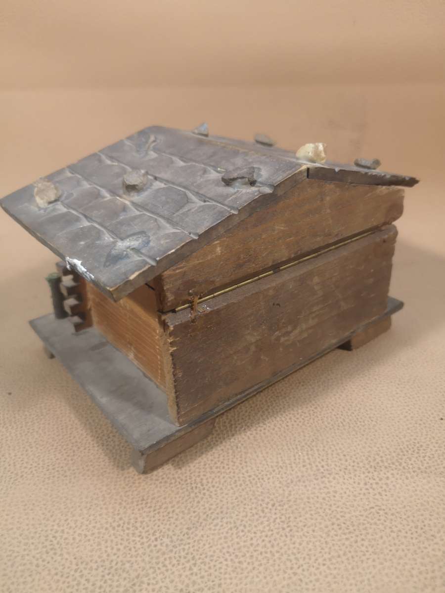 Miniature Vintage Swiss / Austrian Wooden Chalet Cabin Cottage Music Box