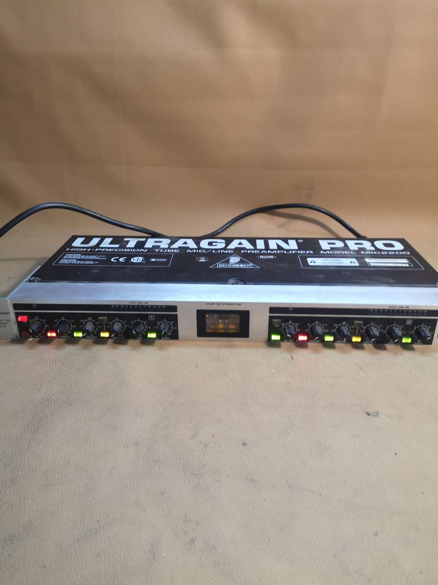Behringer Ultragain Pro MIC2200 2-channel Tube Mic/Line Preamp Good Condition