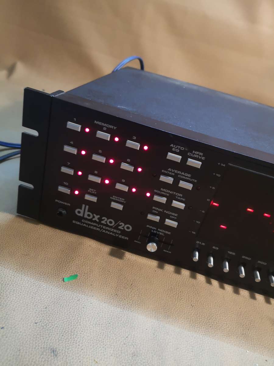 dbx 20/20 Computerized EQUALIZER ANALYZER 117V with Rack Mount Ear From Japan