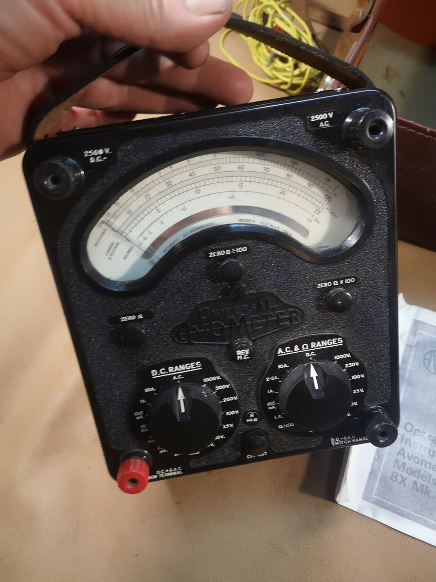 Vintage Avometer 8 Universal Multimeter + Original Case - Working Condition