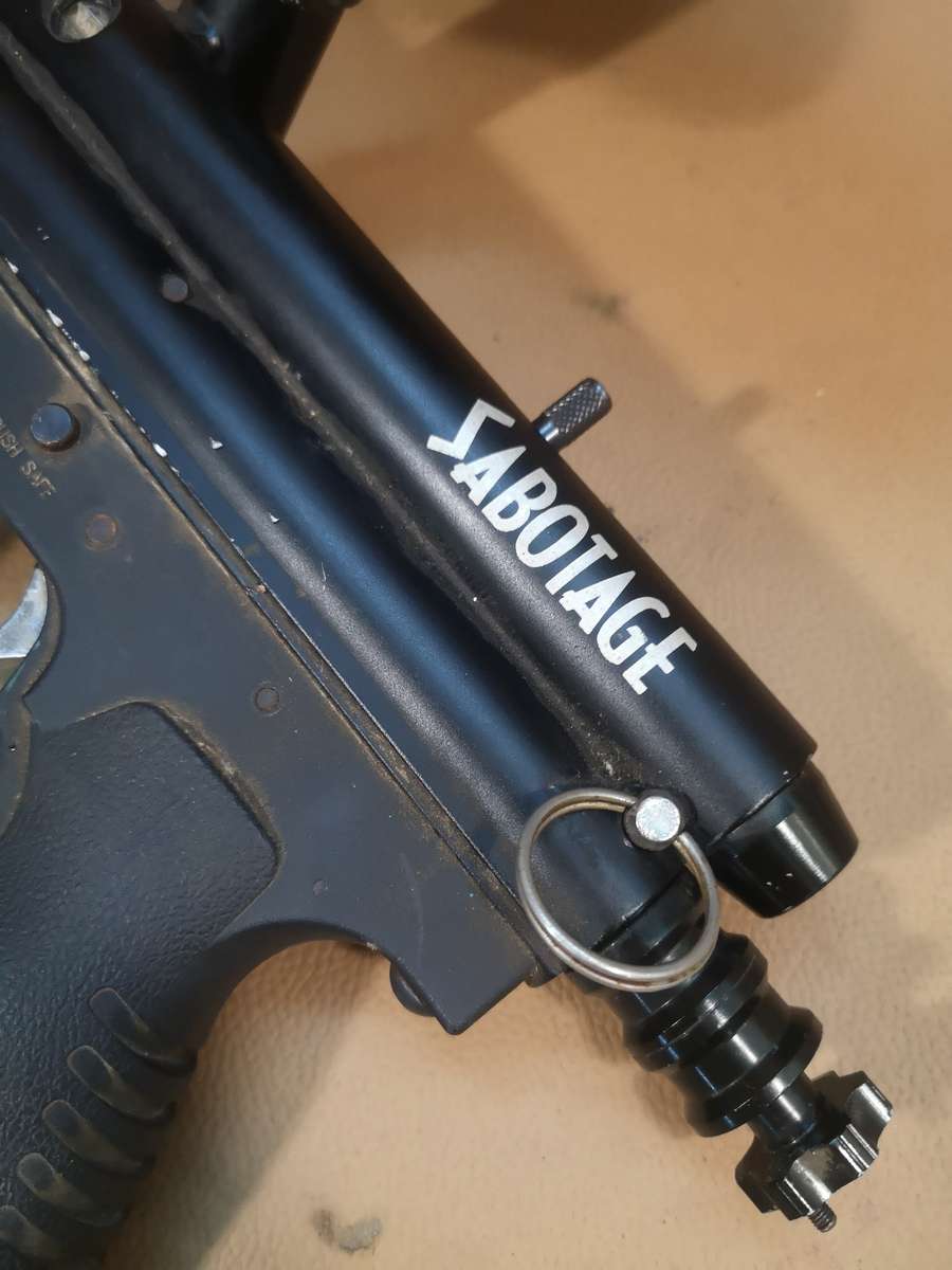 Complete Sabotage Paintball Gun with Hopper and Tank