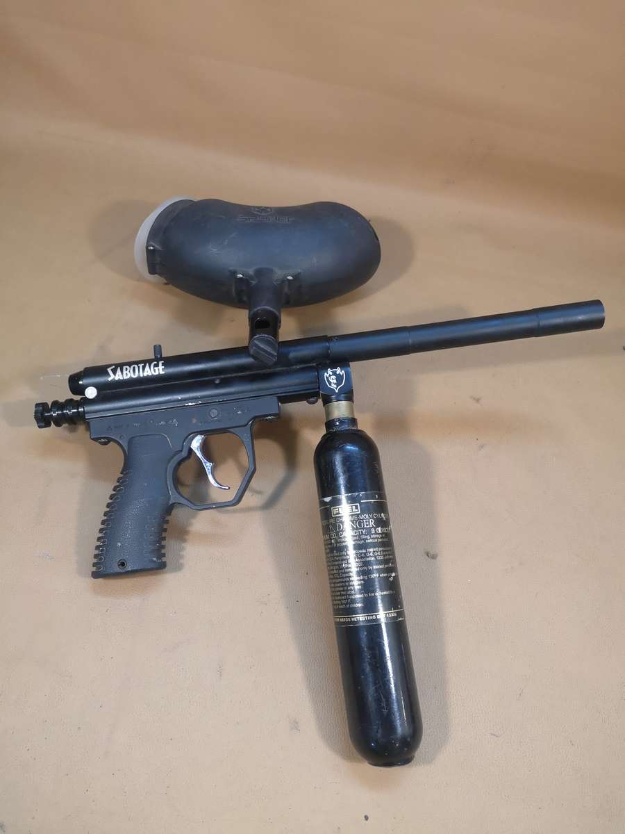 Complete Sabotage Paintball Gun with Hopper and Tank