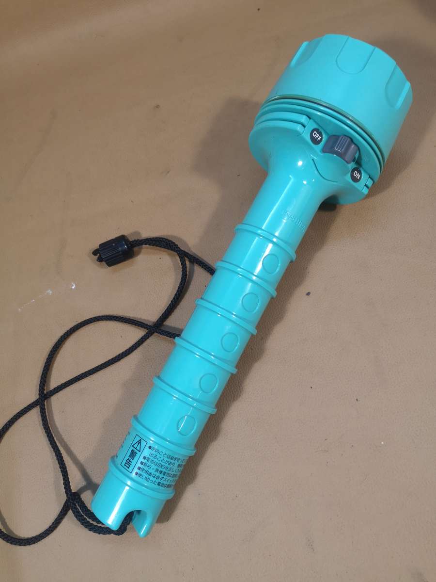 Toshiba Scuba Diving Underwater Flashlight Turquoise Made in Japan