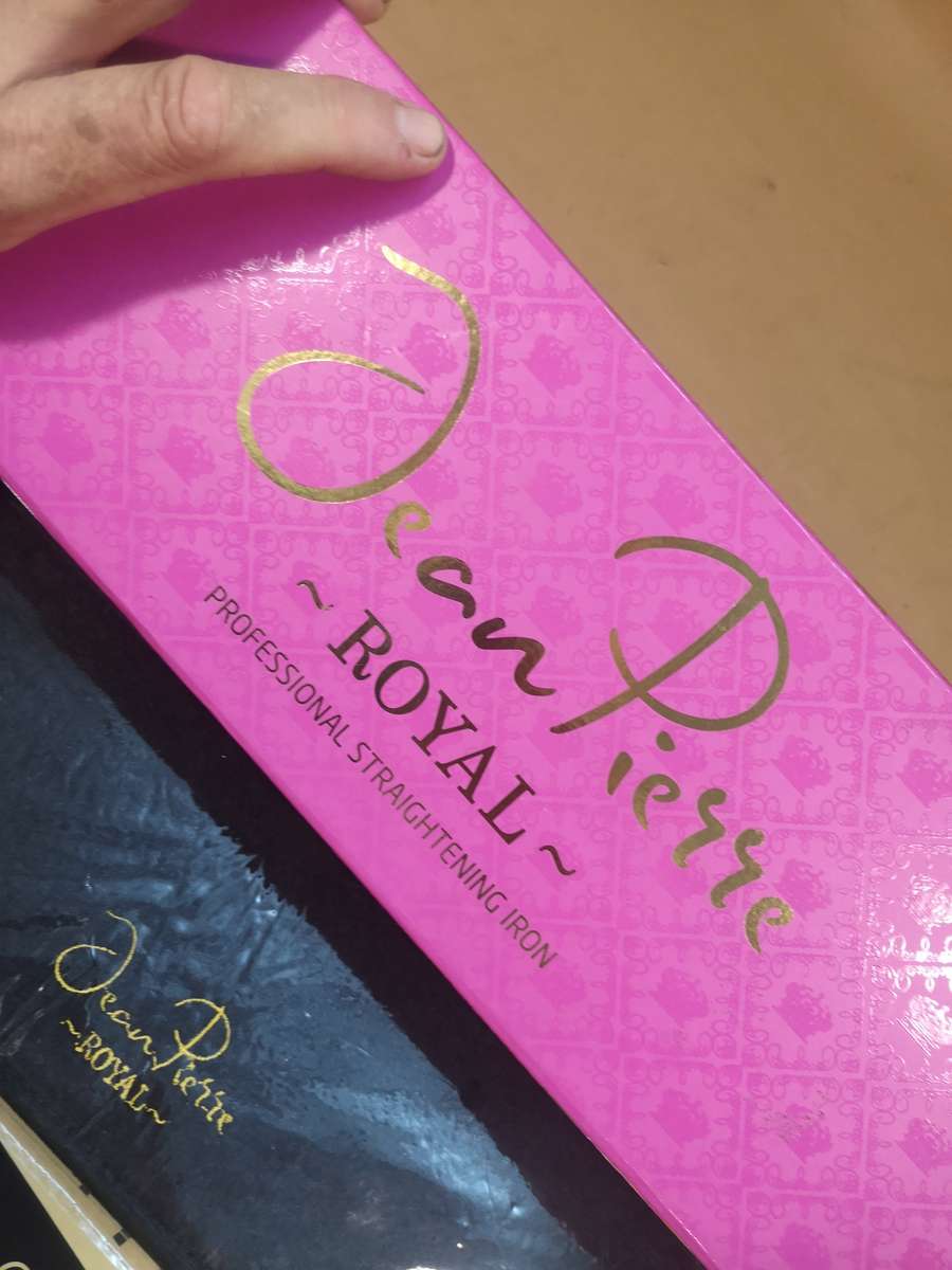 Professional Jean Pierre Royal Pink Hair Straightener