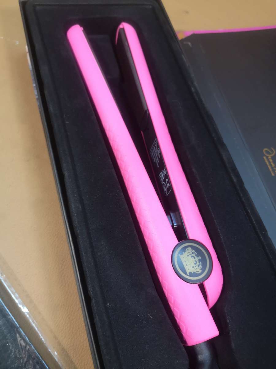 Professional Jean Pierre Royal Pink Hair Straightener