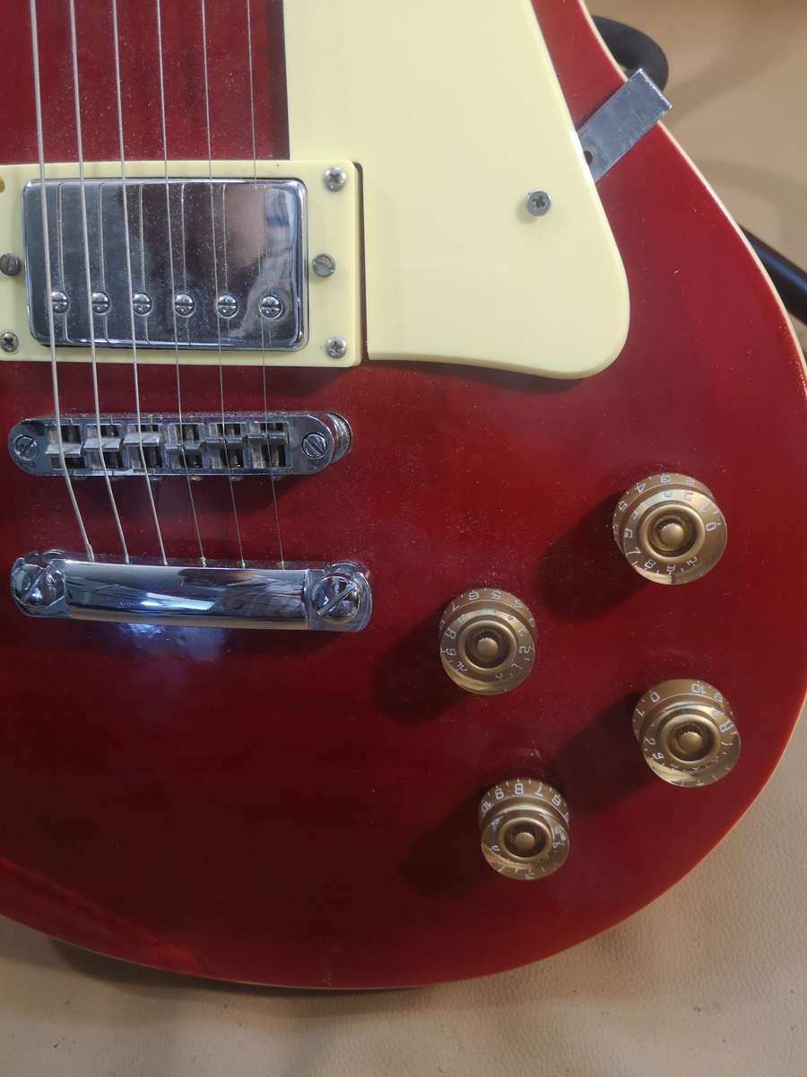 WOW - PALMER LES PAUL ELECTRIC GUITAR BUNDLE - DISIGNED IN MIAMI USA!!