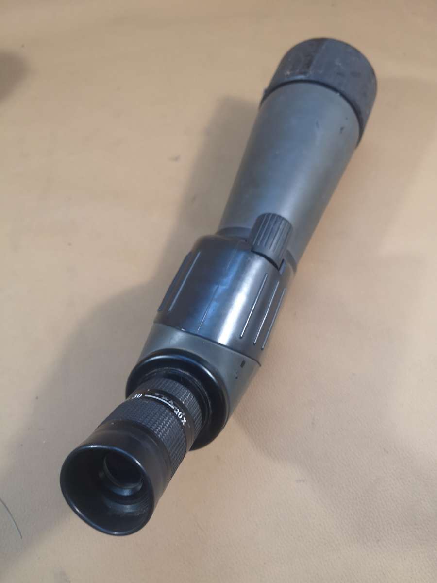 KENKO PRO ..20-50 X 70..ZOOM..spotting scope..MASSIVE 70MM LENS..MADE IN JAPAN