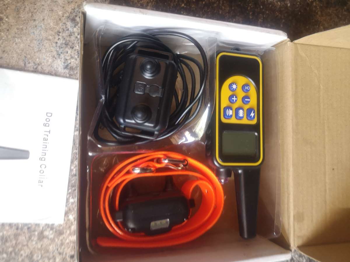 AnniePaw Rechargeable Anti-Bark Dog Collar - 800M Range