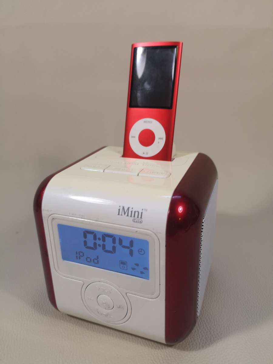 Apple Ipod & iMini Docking Station 100% Working