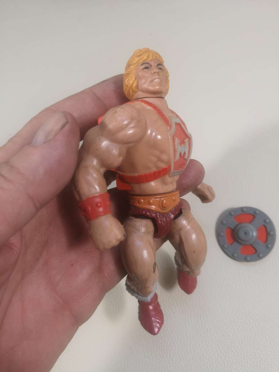 Vintage Masters of the Universe He-Man Action Figure Thunder Punch 1984