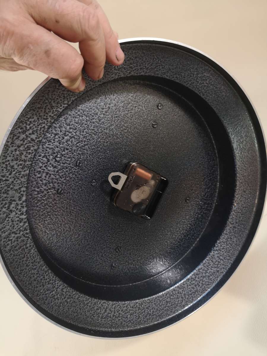 WOW !!! ORIGINAL CARROL BOYES FUNCTIONAL ART - MAN / WOMAN PATTERN QUARTZ WALL CLOCK