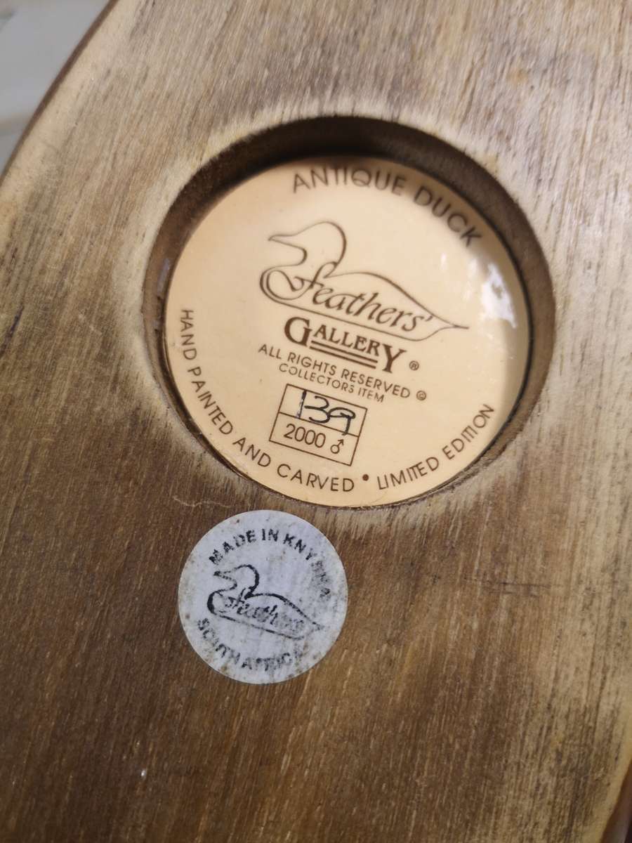 Limited Edition 139/2000 Feathers of Knysna Antique Duck with Original Cloth Bag