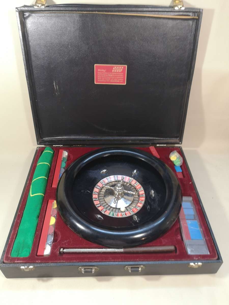 Vintage Apfv Rolland Roulette Set with Leather Case.