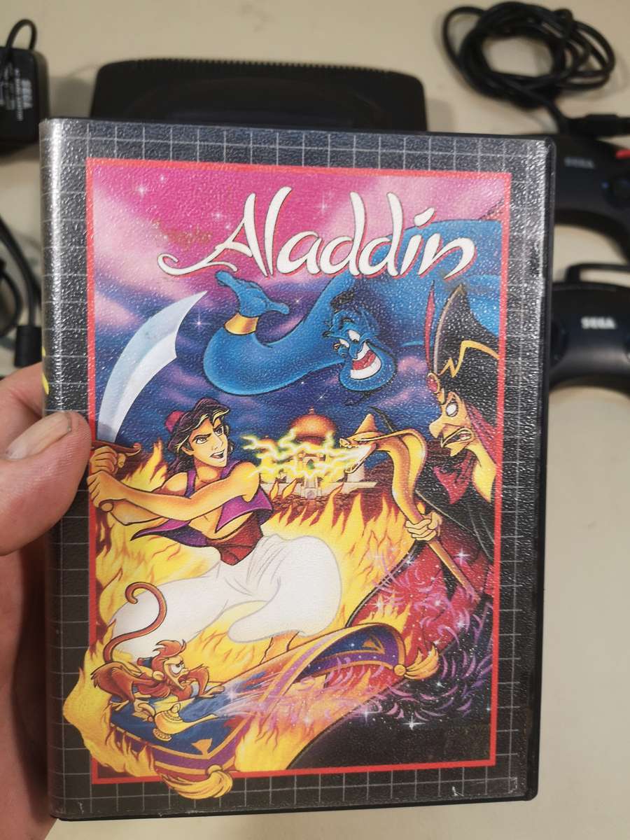 STUNNING FIND!! Vintage Original SEGA Mega Drive II 16 Bit Complete Bundle - Working Condition