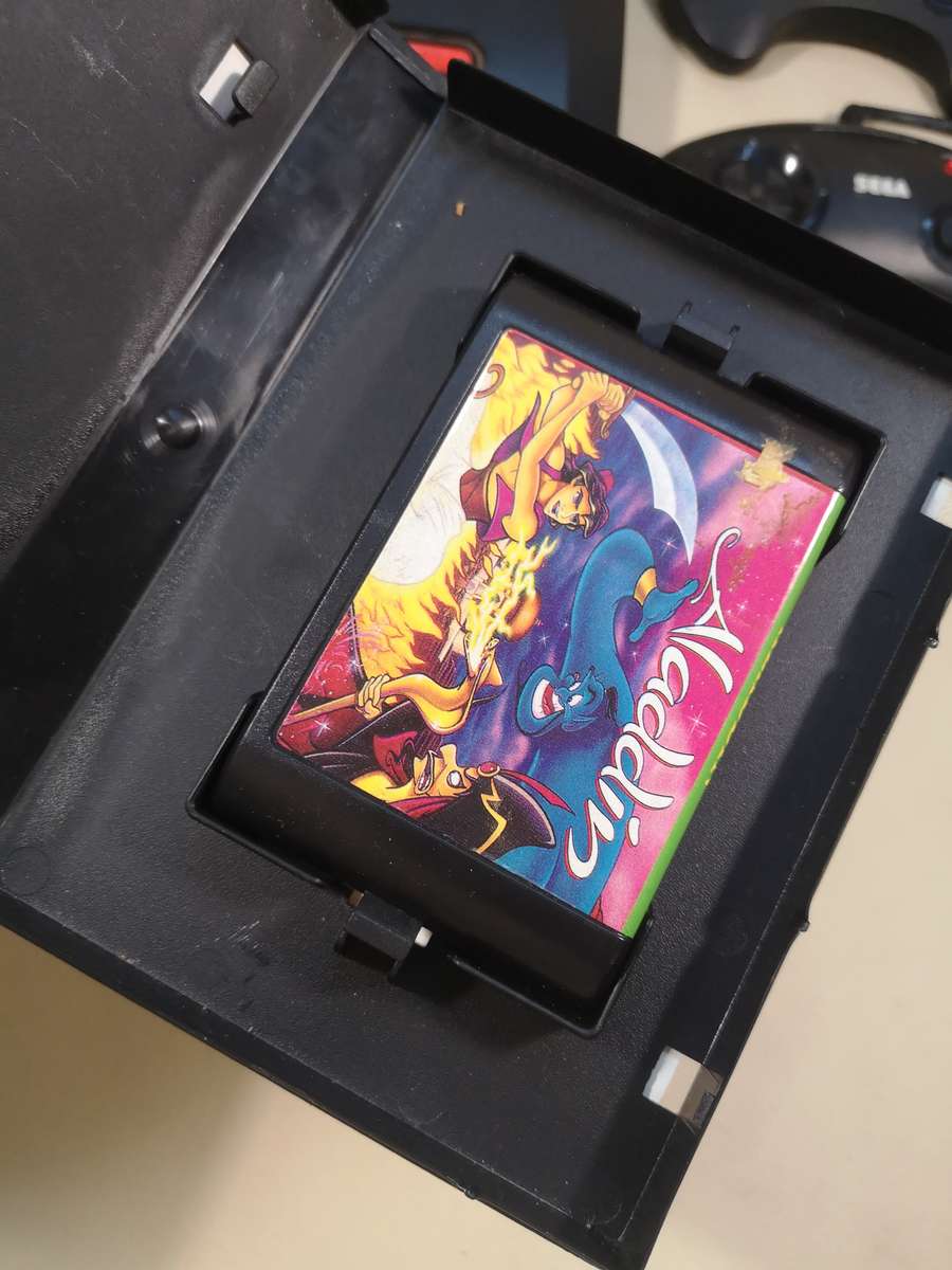 STUNNING FIND!! Vintage Original SEGA Mega Drive II 16 Bit Complete Bundle - Working Condition