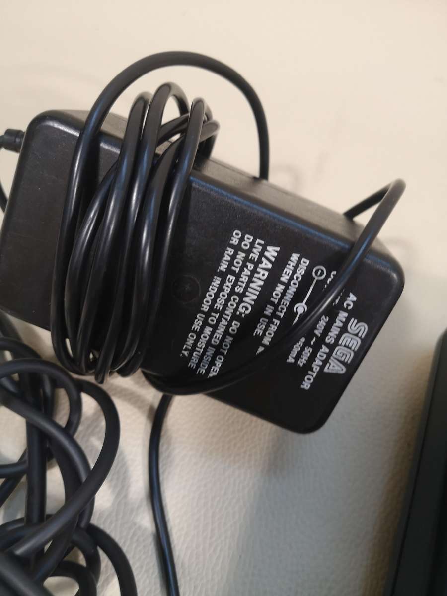 STUNNING FIND!! Vintage Original SEGA Mega Drive II 16 Bit Complete Bundle - Working Condition