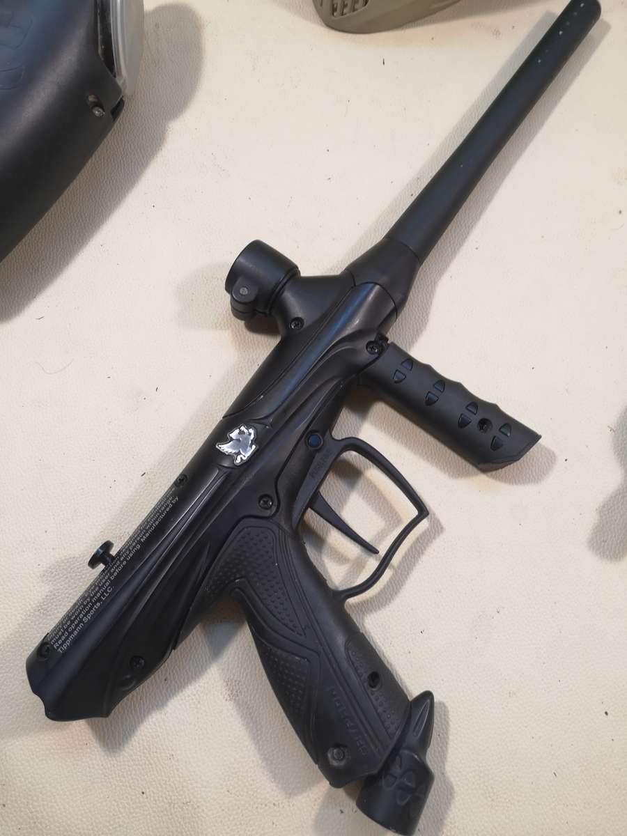 Complete Tippmann Gryphon Paintball Combo