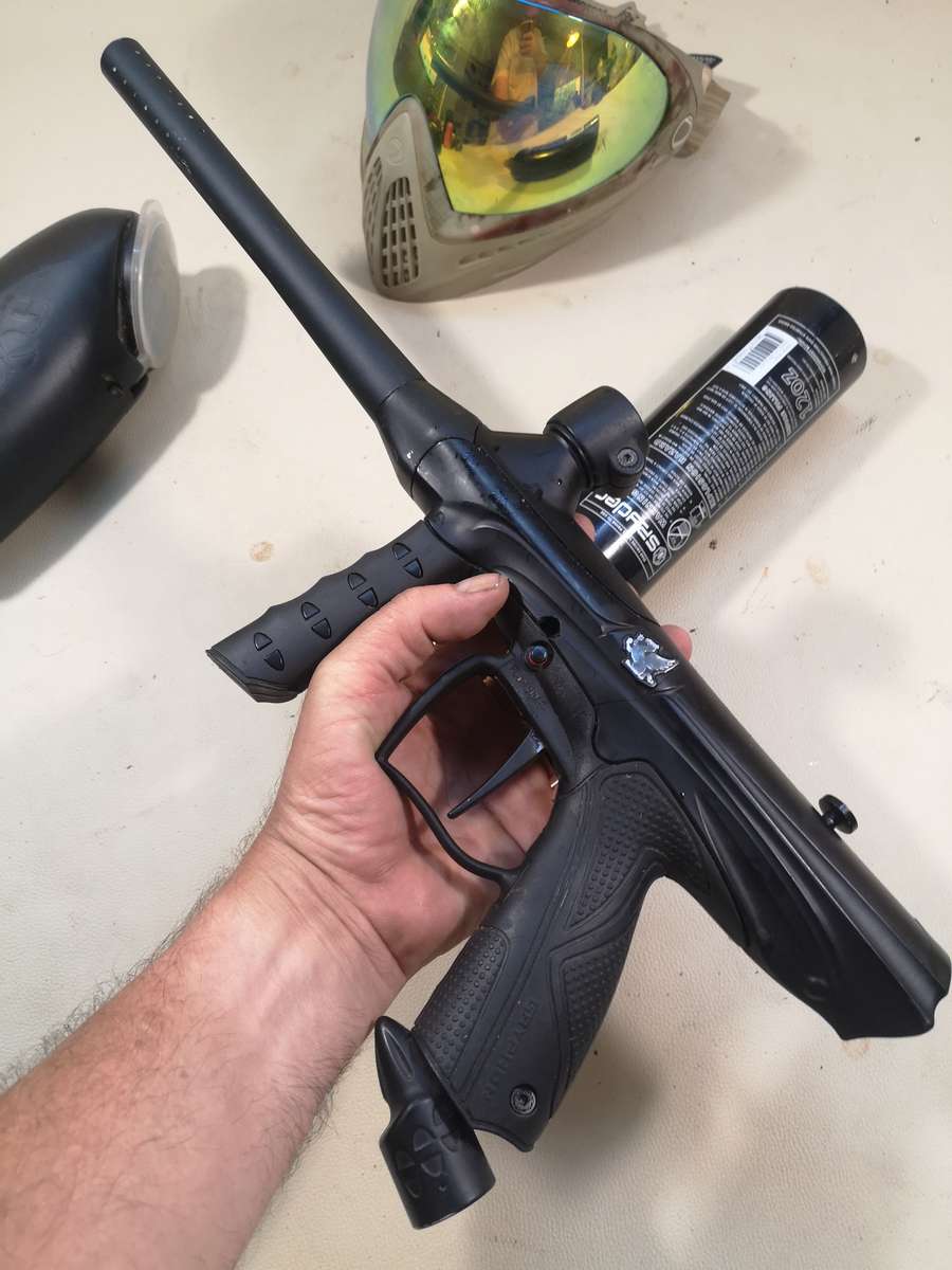 Complete Tippmann Gryphon Paintball Combo