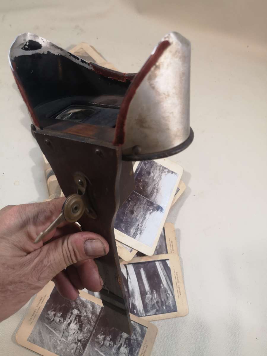 Extremely Rare!!! Antique 1901 Sun Sculpture Stereoscope 3D Viewer And 52 Photo Cards