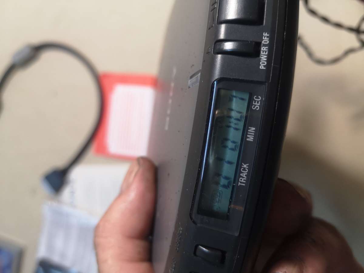 Complete Sony CD-ROM/PLAYER Discman Portable MODEL PRD-250WN Never Used Like New in  Box